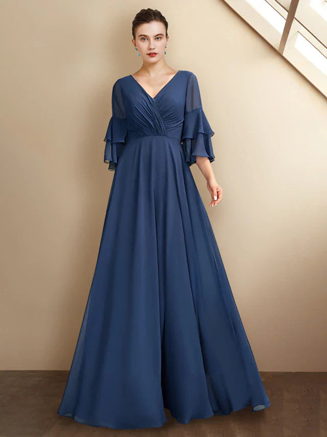 Wholesale Sheath / Column Mother of the Bride Dress Plus Size Elegant V Neck Floor Length Chiffon Short Sleeve with Pleats Ruffles Side-Draped